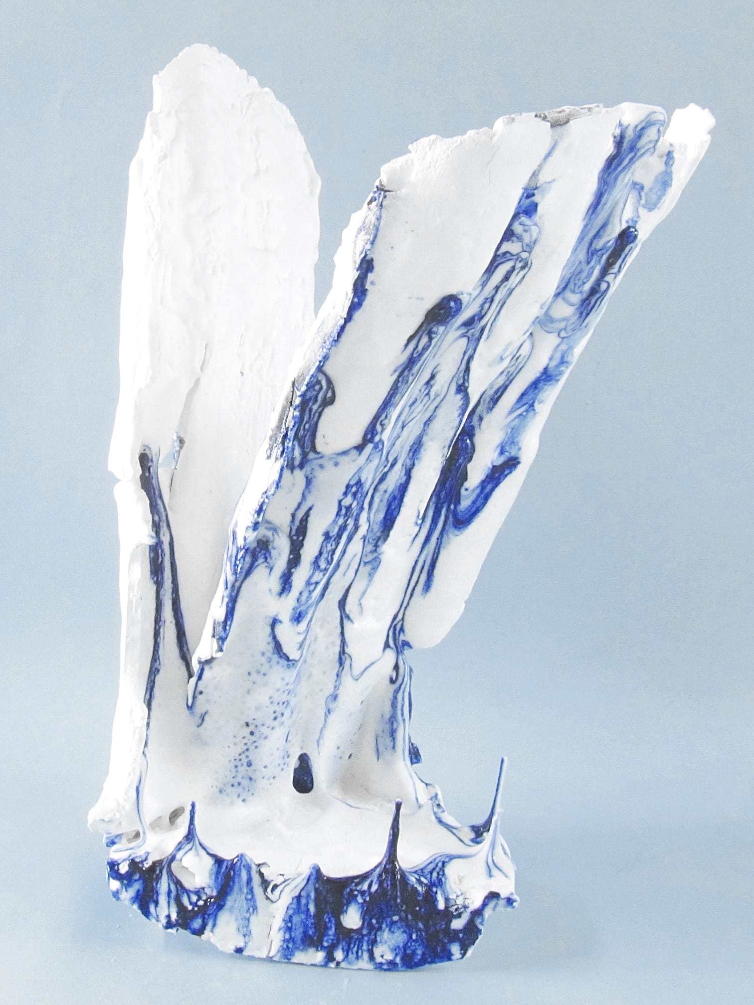 José Lopez Marcos: la nuova scultura in porcellana “Porcelain of ice Nº1” fa ora parte della prestigiosa collezione della Fondazione Ceramica di Montelupo.