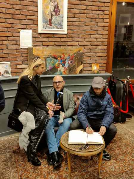 Ciro Califano Poeta con Luigi davino Golaone writerartist intervistati da Freenews