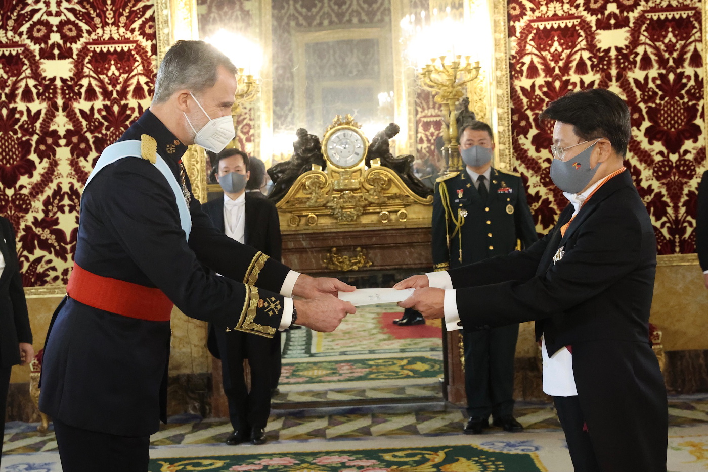 Presentación de las cartas credenciales, ceremonia de gran belleza y solemnidad del protocolo español